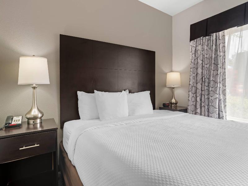 Quality Suites Pineville - Charlotte image