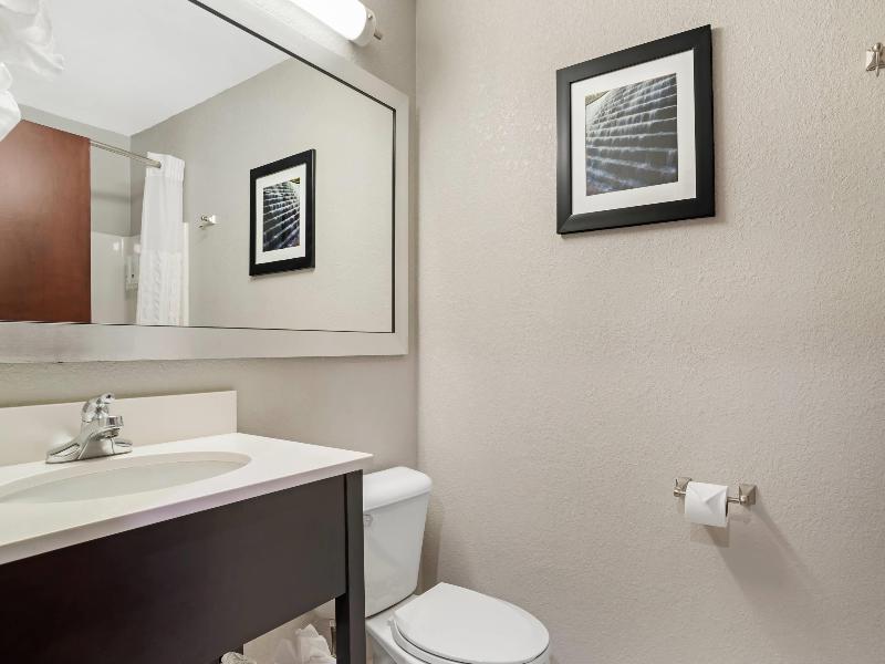 Quality Suites Pineville - Charlotte image