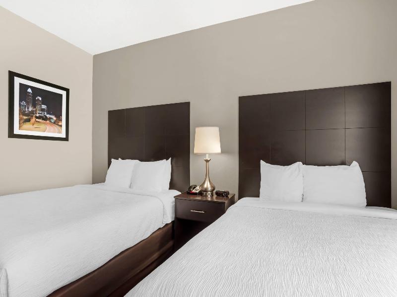 Quality Suites Pineville - Charlotte image