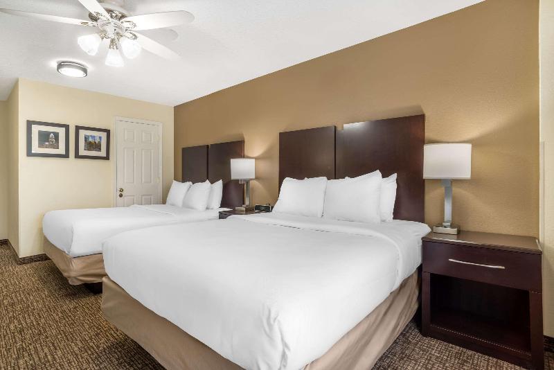 Comfort Inn & Suites Lake Norman image