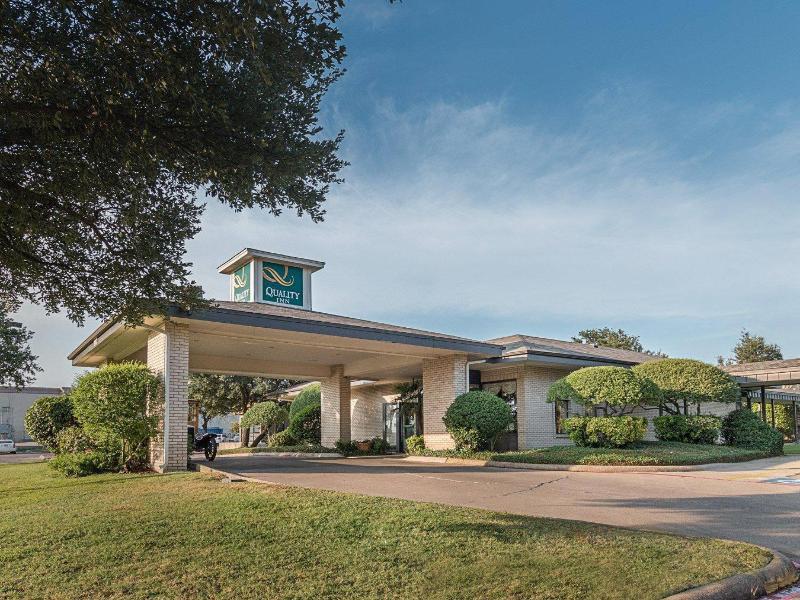 Quality Inn Ennis Area image
