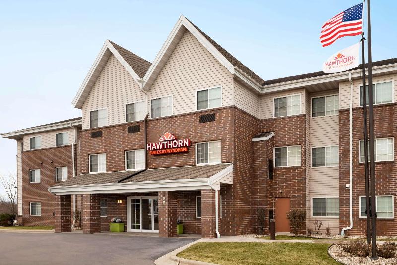 Hawthorn Extended Stay by Wyndham Milwaukee Airp