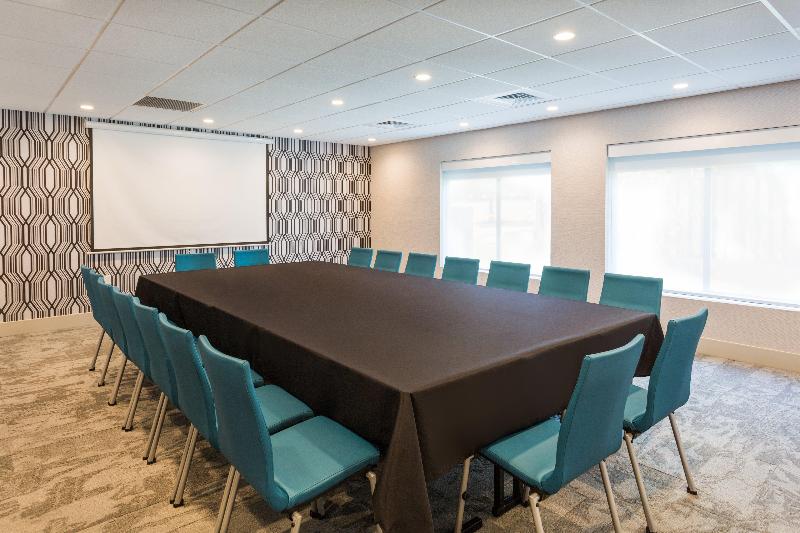 Holiday Inn Express Lorton image