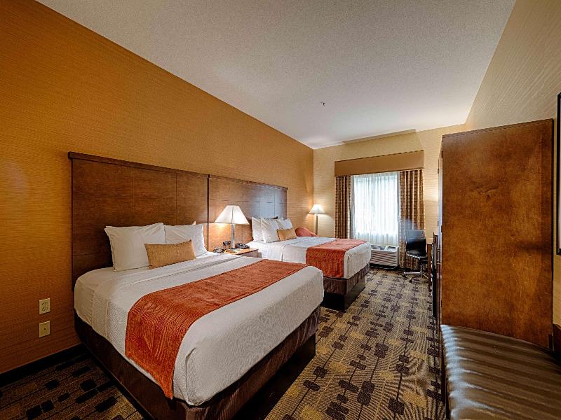 Best Western Plus Delta Inn & Suites image