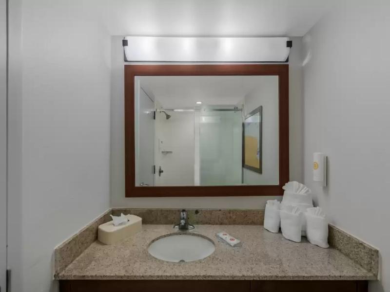 Comfort Inn Newport News - Hampton I-64 image