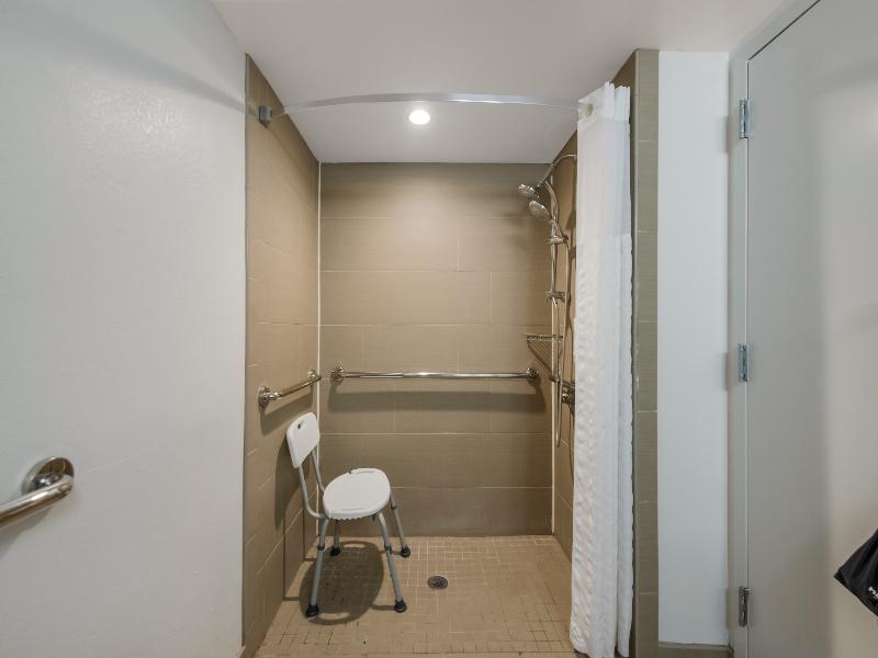 Comfort Inn Newport News - Hampton I-64 image