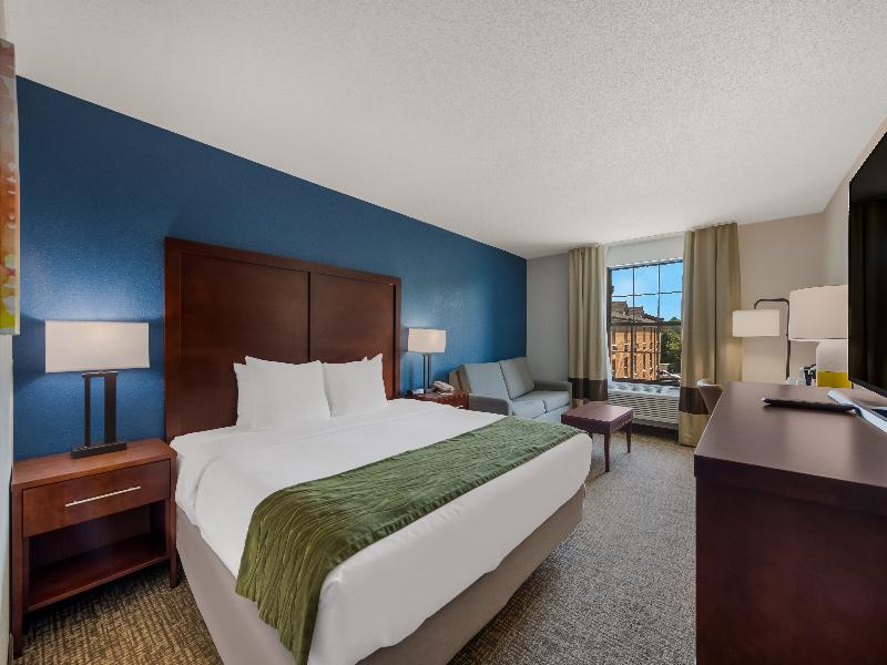 Comfort Inn Newport News - Hampton I-64 image