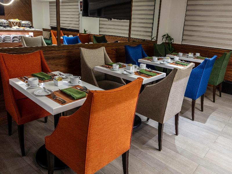 Holiday Inn Ciudad de Mexico Trade Center image