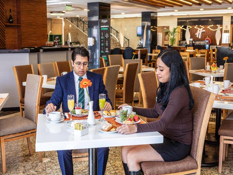 Holiday Inn Ciudad de Mexico Trade Center image