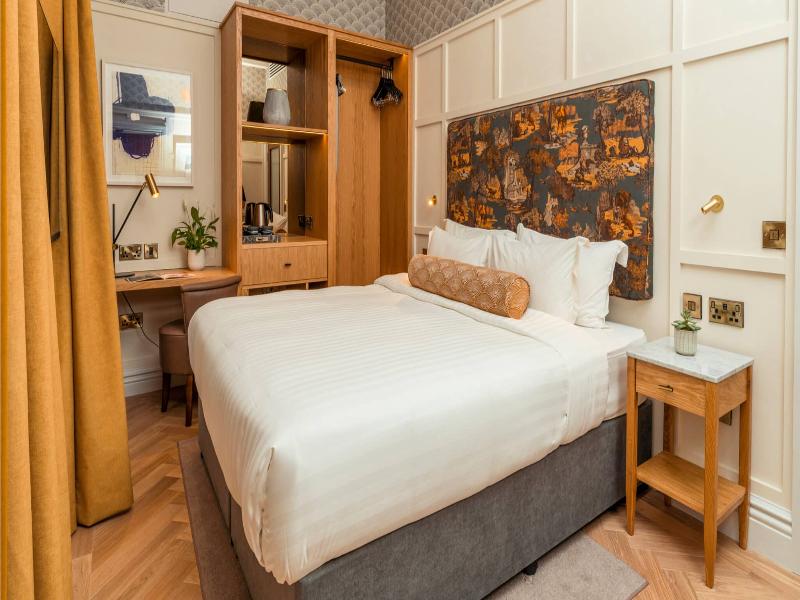 The Fleet Hotel image