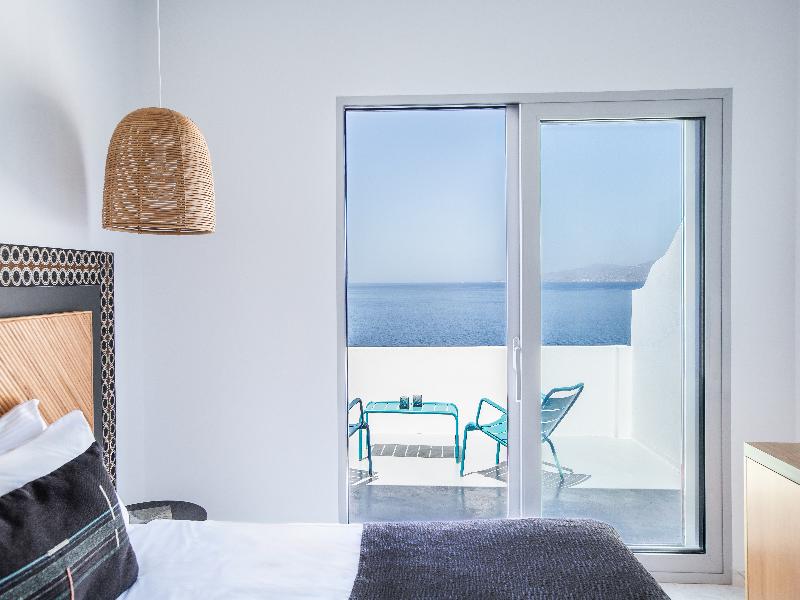 Kouros Hotel & Suites image