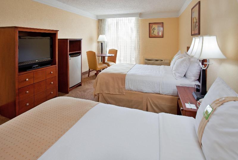 Holiday Inn & El Tropical Casino Ponce photo 21