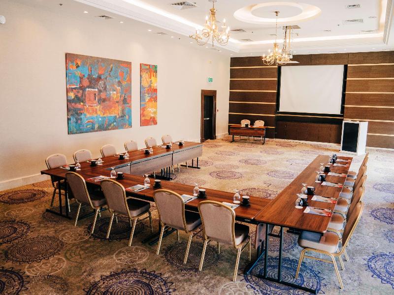 Mövenpick Hotel Amman image