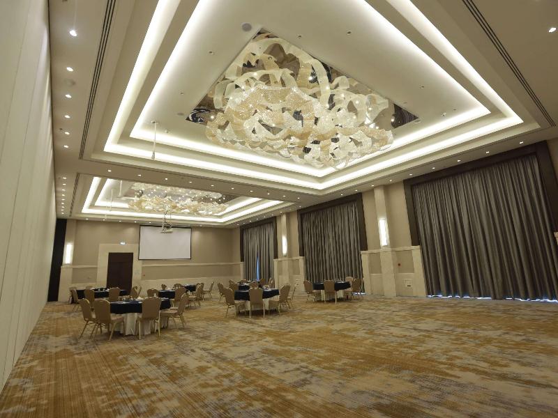 Mövenpick Hotel Amman image