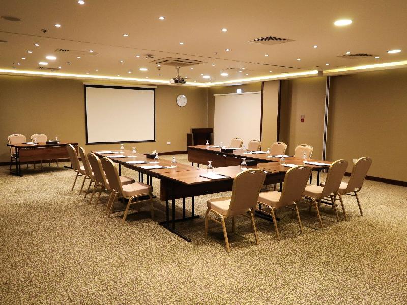 Mövenpick Hotel Amman image