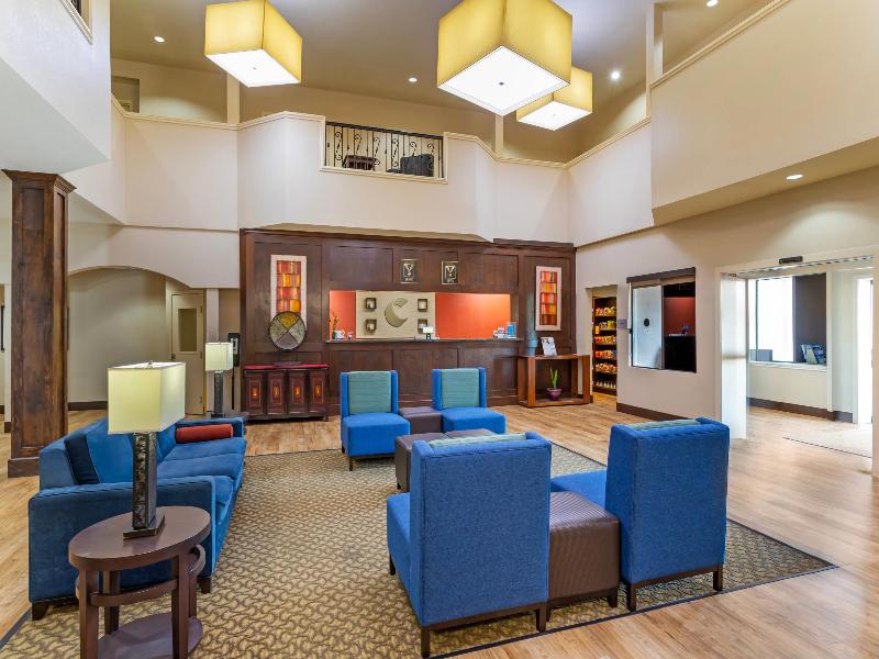 Comfort Suites Deer Park Pasadena image
