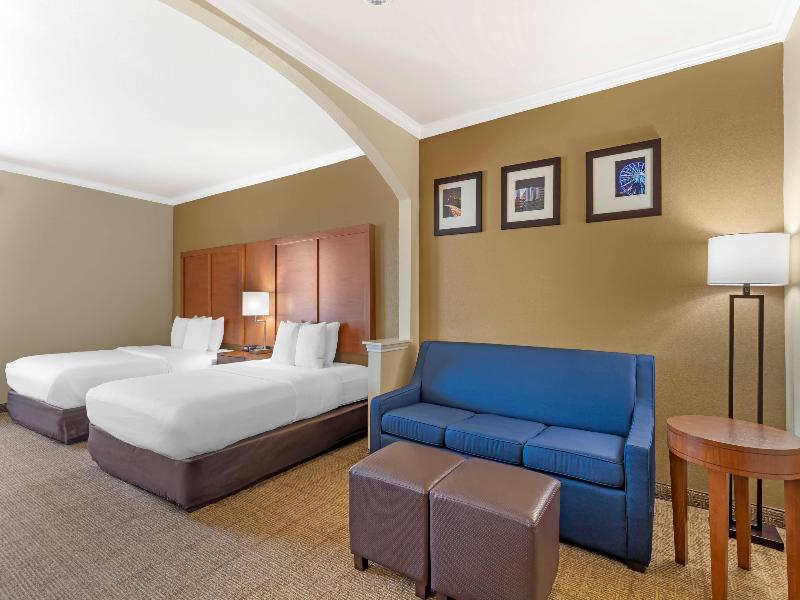 Comfort Suites Deer Park Pasadena image