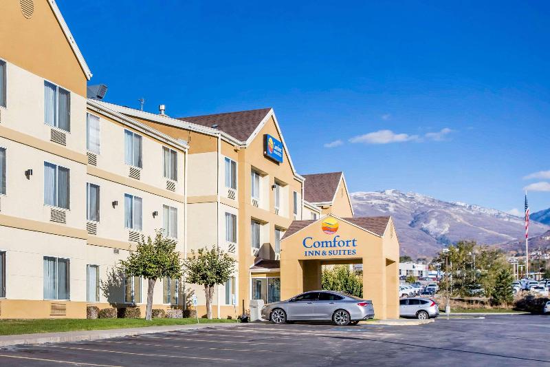 Comfort Inn AND Suites North