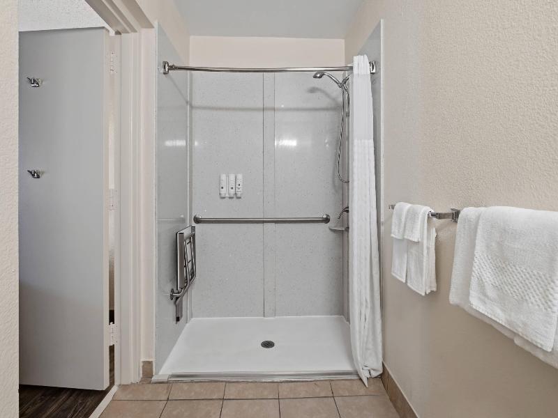 Quality Inn (Duluth) image