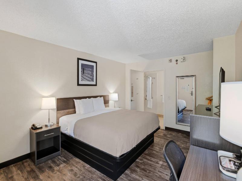 Quality Inn (Duluth) image
