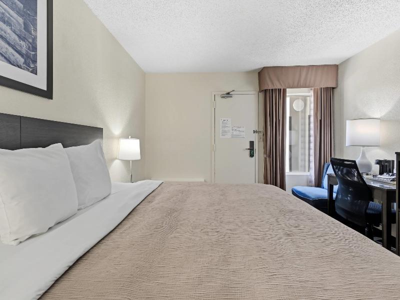 Quality Inn (Duluth) image