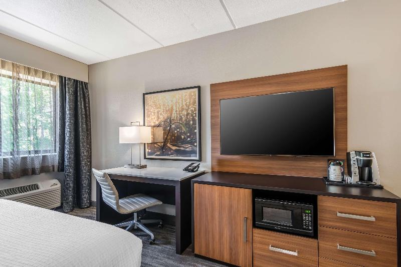 Best Western Atlanta-Marietta Ballpark Hotel image