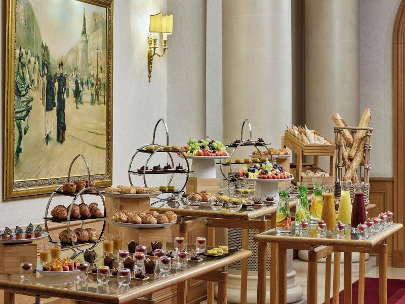 Marriott Hotel Paris Champs-Elysees image
