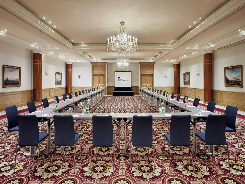 Marriott Hotel Paris Champs-Elysees image