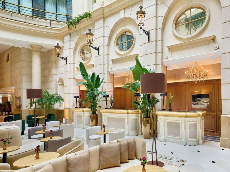 Marriott Hotel Paris Champs-Elysees image