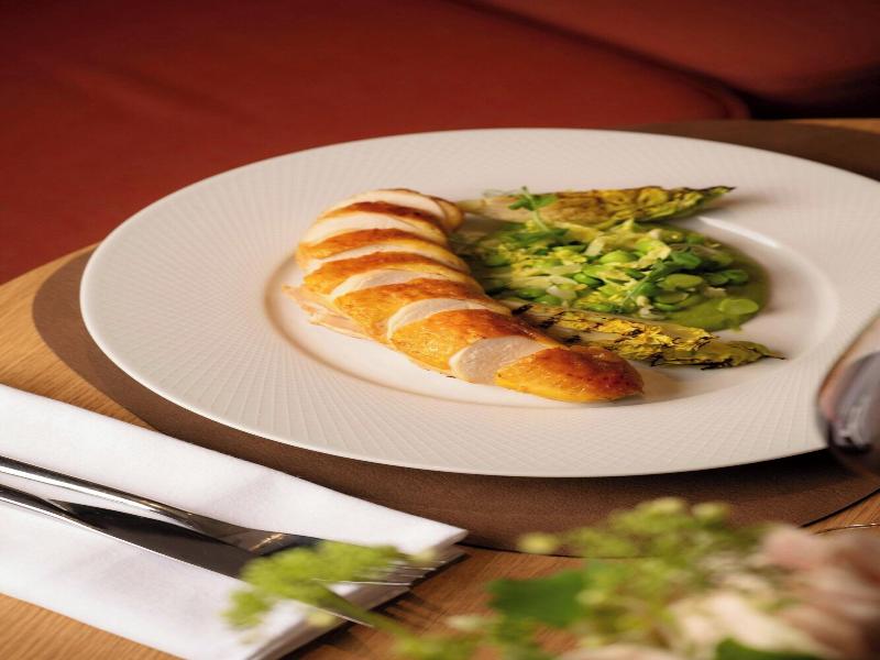 Marriott Hotel Paris Champs-Elysees image