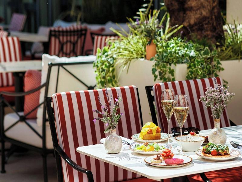 Marriott Hotel Paris Champs-Elysees image