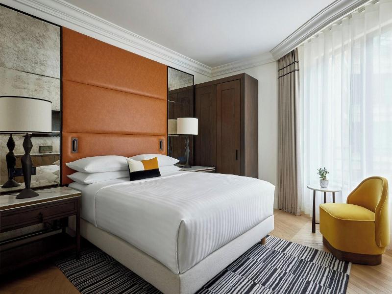 Marriott Hotel Paris Champs-Elysees image