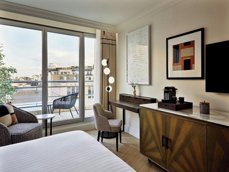 Marriott Hotel Paris Champs-Elysees image