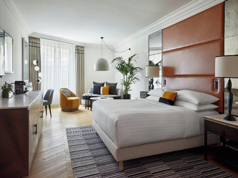 Marriott Hotel Paris Champs-Elysees image