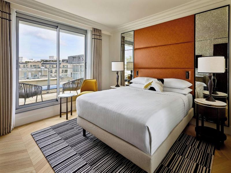 Marriott Hotel Paris Champs-Elysees image