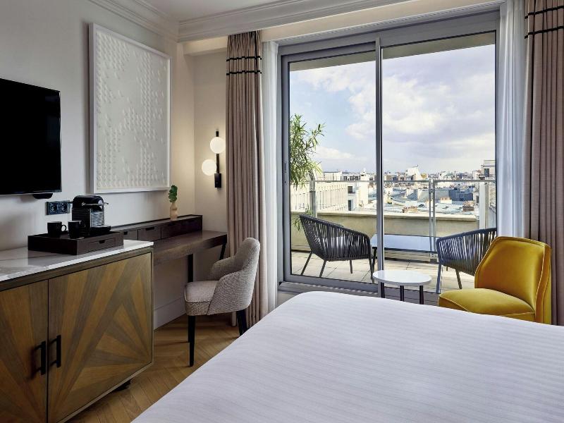 Marriott Hotel Paris Champs-Elysees image