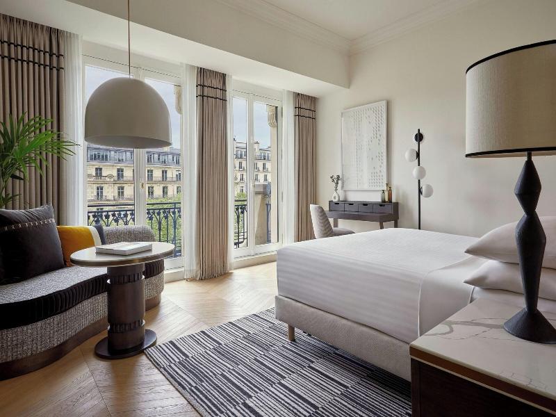 Marriott Hotel Paris Champs-Elysees image