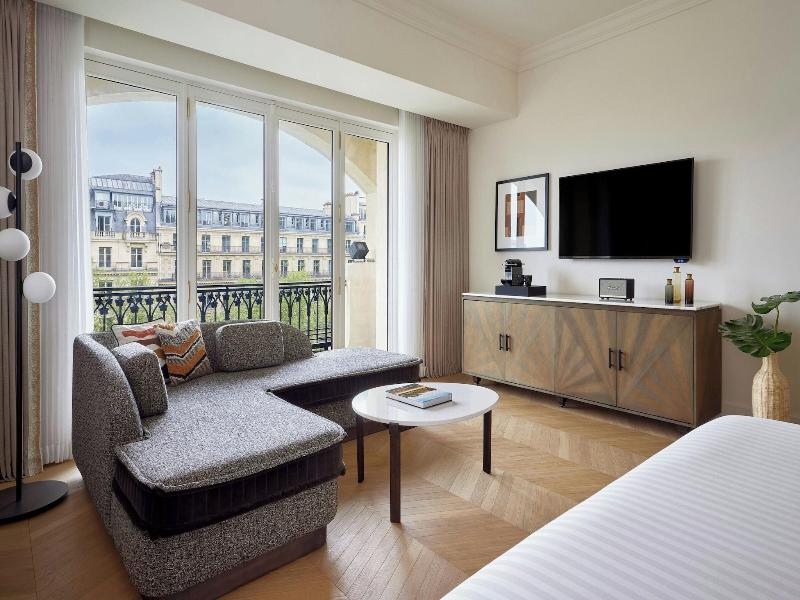 Marriott Hotel Paris Champs-Elysees image