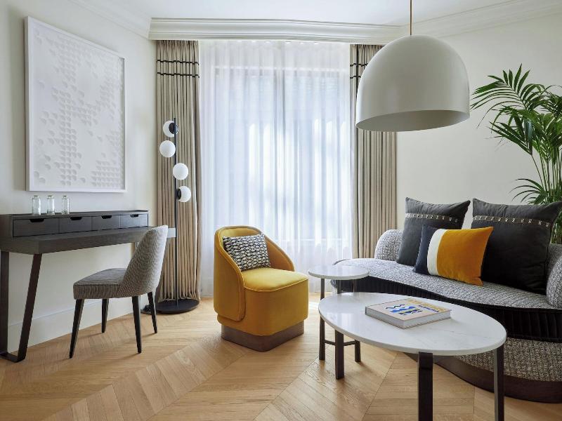 Marriott Hotel Paris Champs-Elysees image