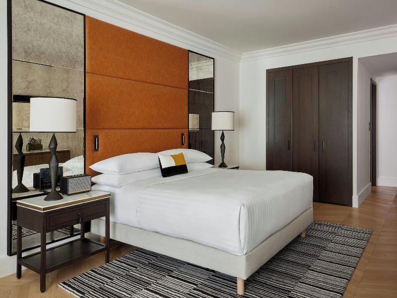 Marriott Hotel Paris Champs-Elysees image