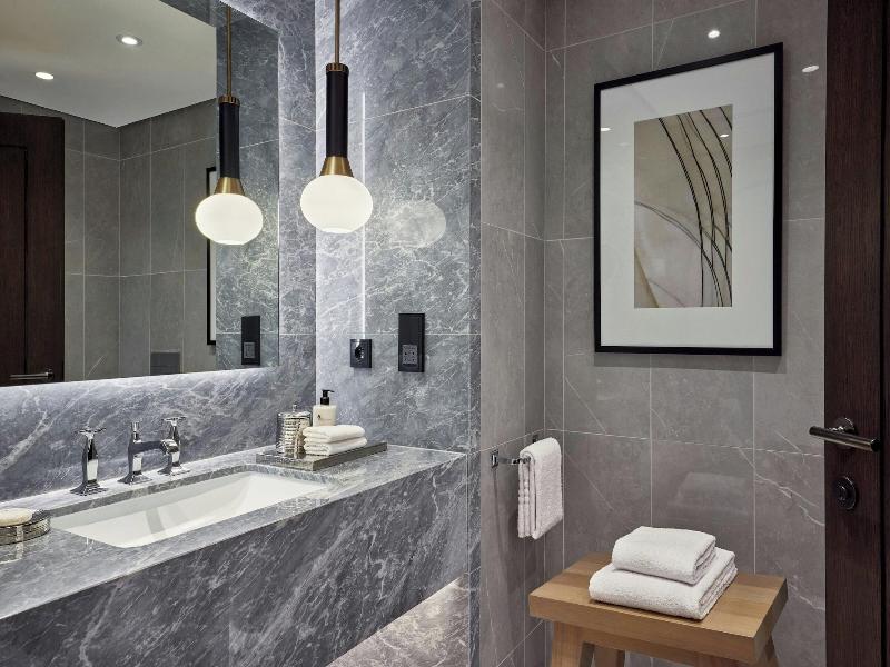 Marriott Hotel Paris Champs-Elysees image