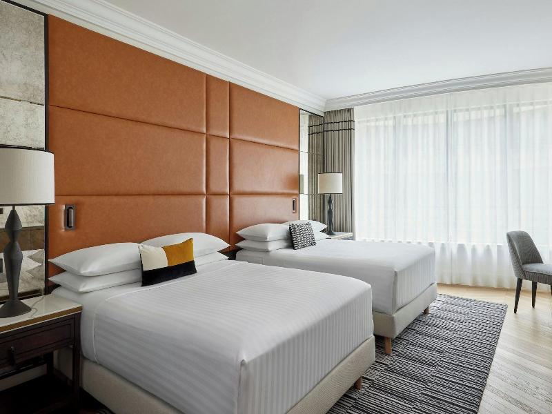 Marriott Hotel Paris Champs-Elysees image