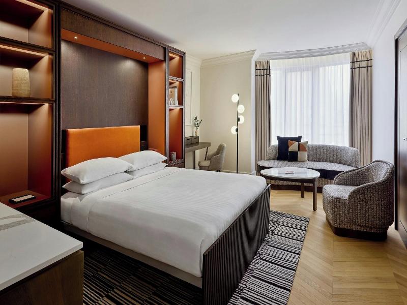 Marriott Hotel Paris Champs-Elysees image