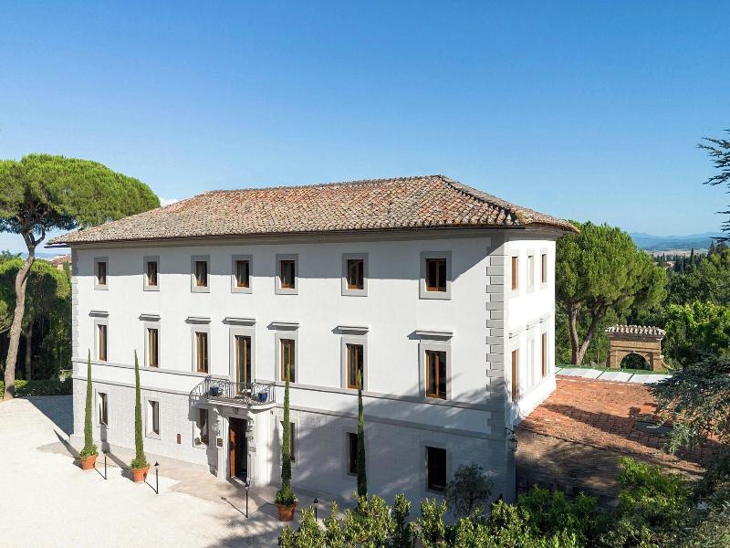 Villa Ermellina image