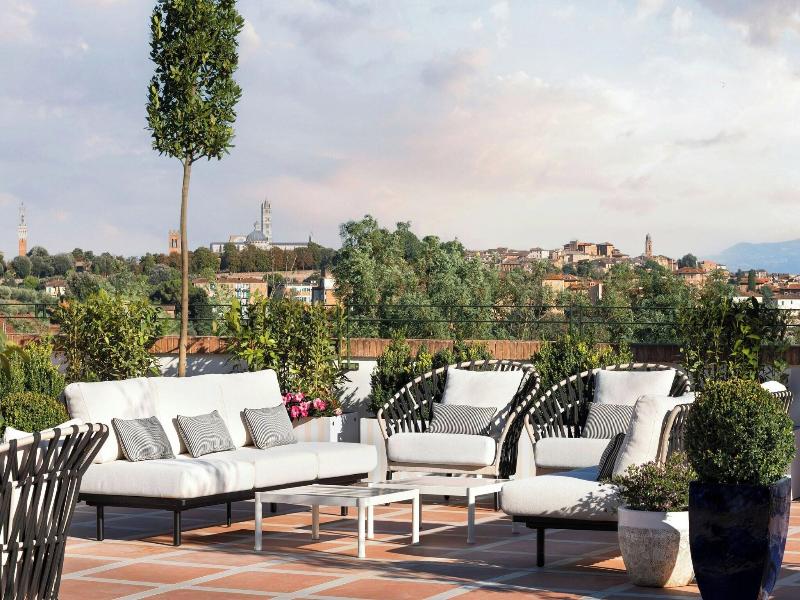 Villa Ermellina image