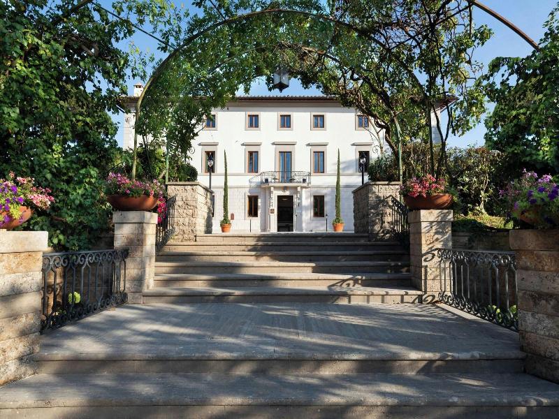 Villa Ermellina image