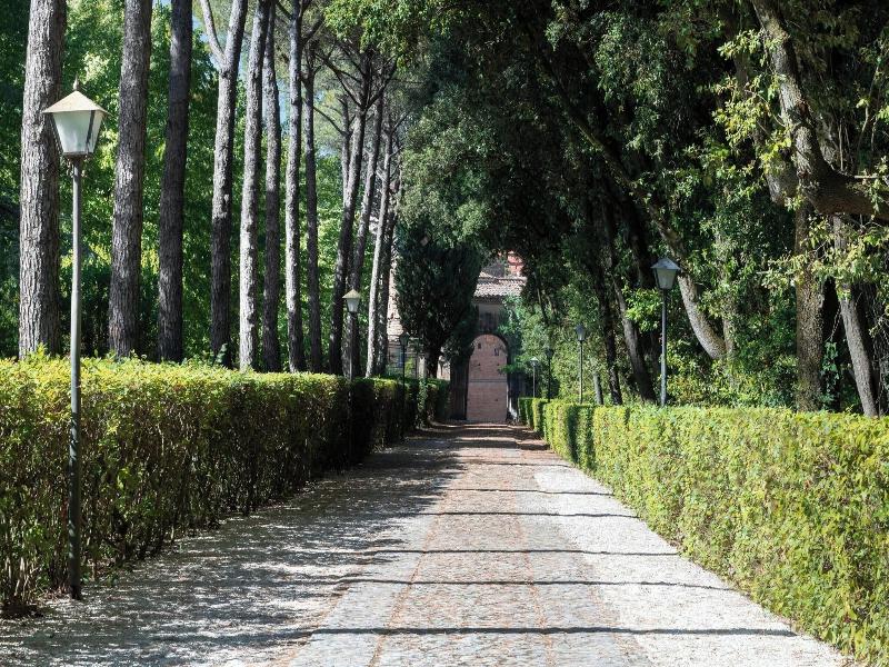 Villa Ermellina image