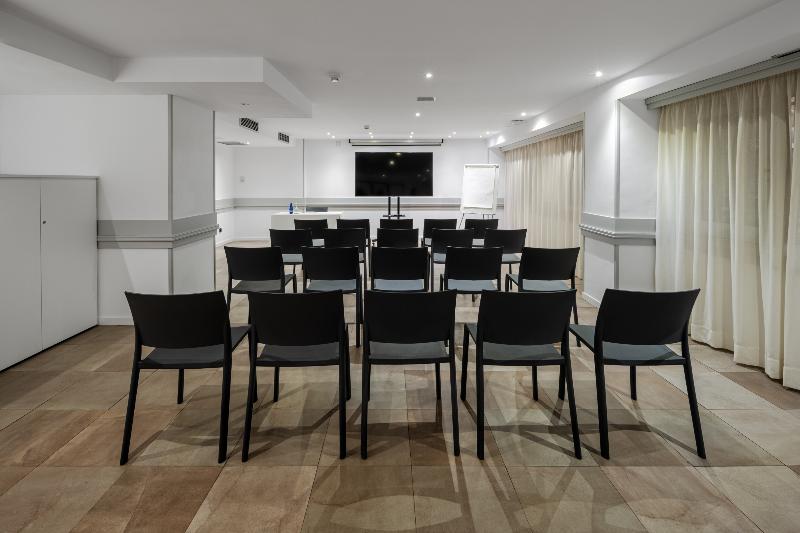 Hotel Luze Castellana image