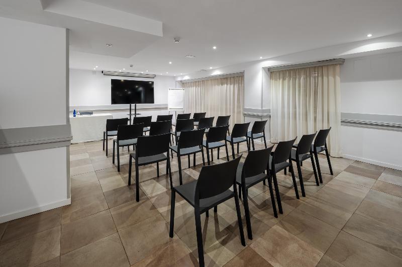 Hotel Luze Castellana image