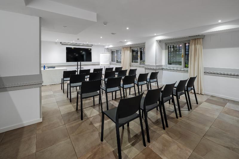 Hotel Luze Castellana image